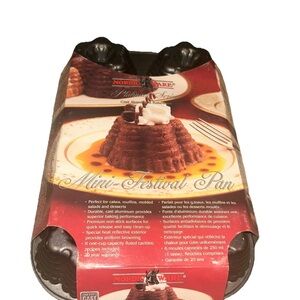 Nordic Ware Platinum Series Mini-Festival Bundt Pan Heavy Cast Aluminum 45437